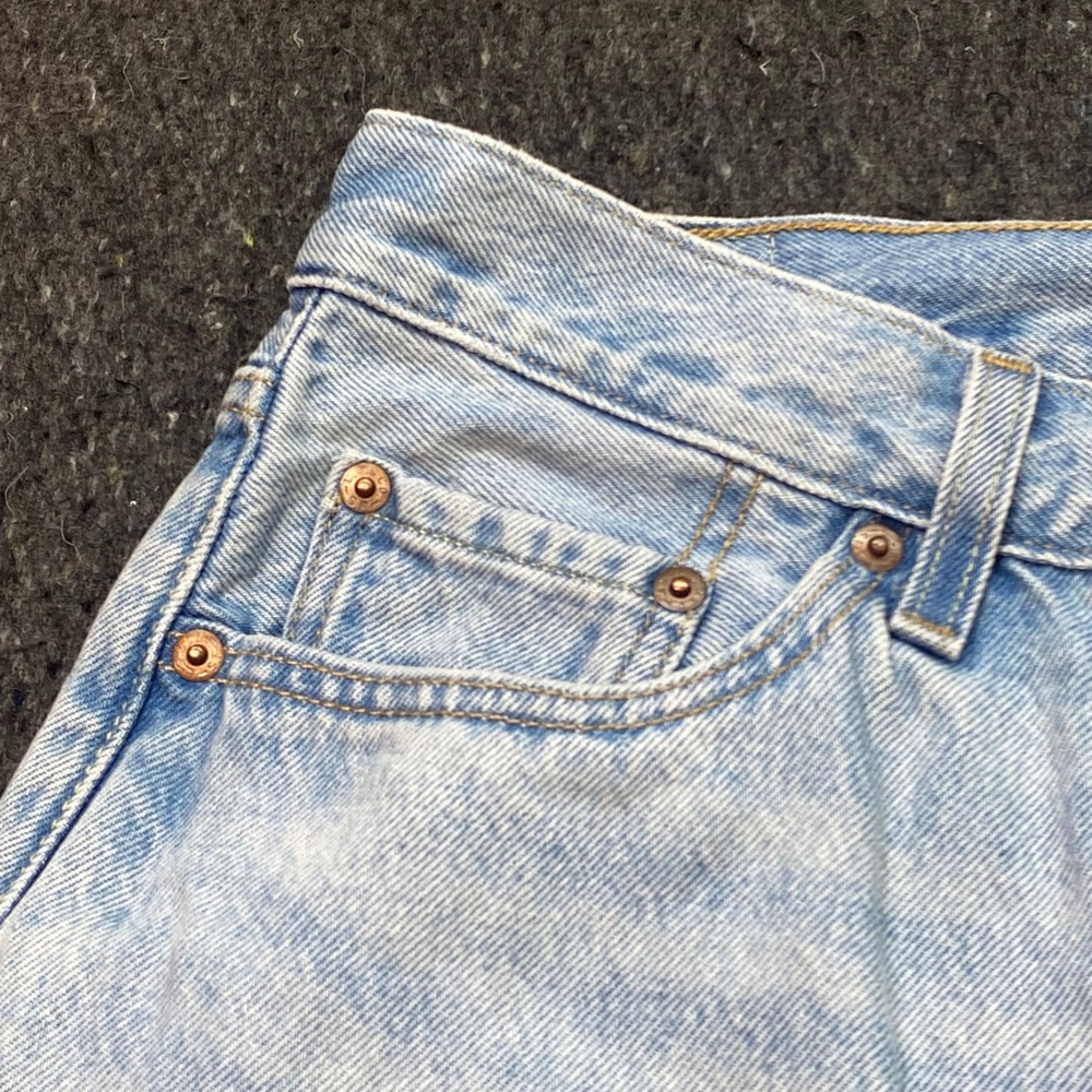 Levi 501 Original Fit Jeans Sz 29 Mens Light Blue Grunge Distressed Button Fly - Picture 2 of 13